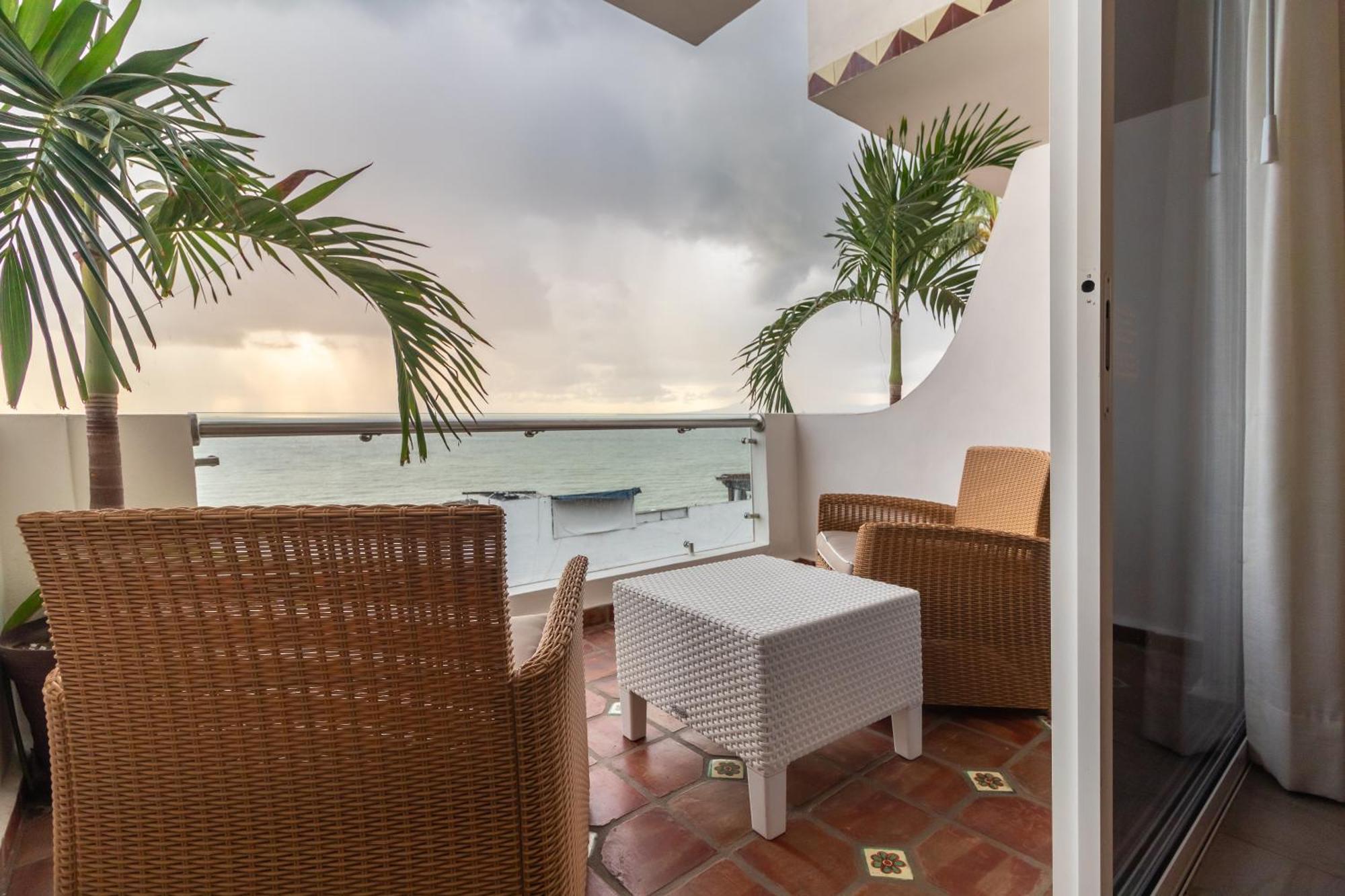 The Paramar Beachfront Boutique Hotel With Breakfast Included - Downtown Malecon Puerto Vallarta Dış mekan fotoğraf
