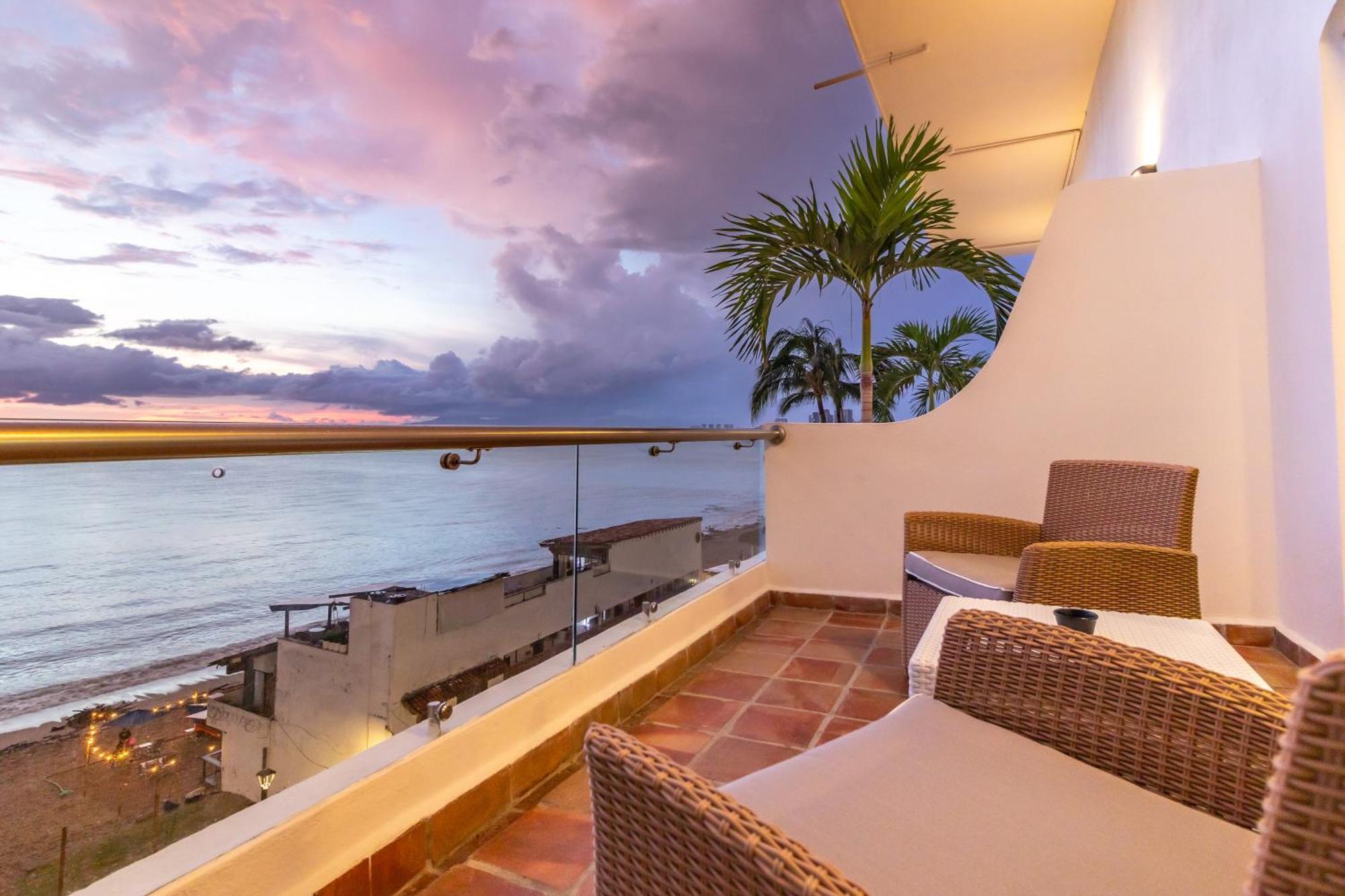 The Paramar Beachfront Boutique Hotel With Breakfast Included - Downtown Malecon Puerto Vallarta Dış mekan fotoğraf