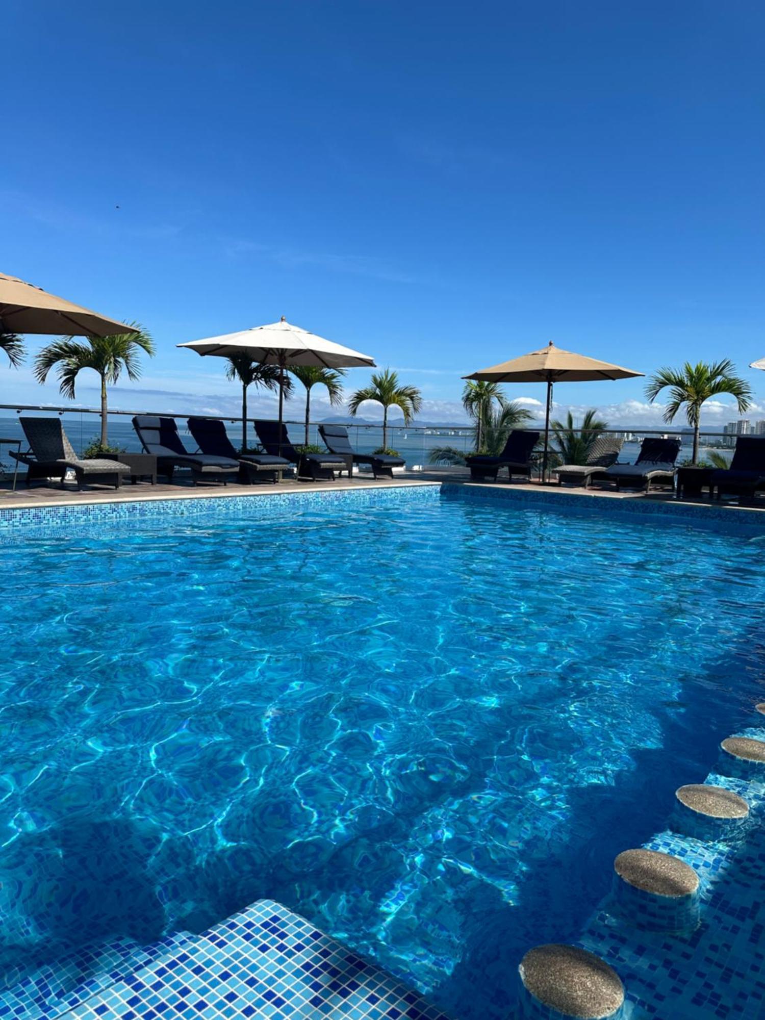 The Paramar Beachfront Boutique Hotel With Breakfast Included - Downtown Malecon Puerto Vallarta Dış mekan fotoğraf