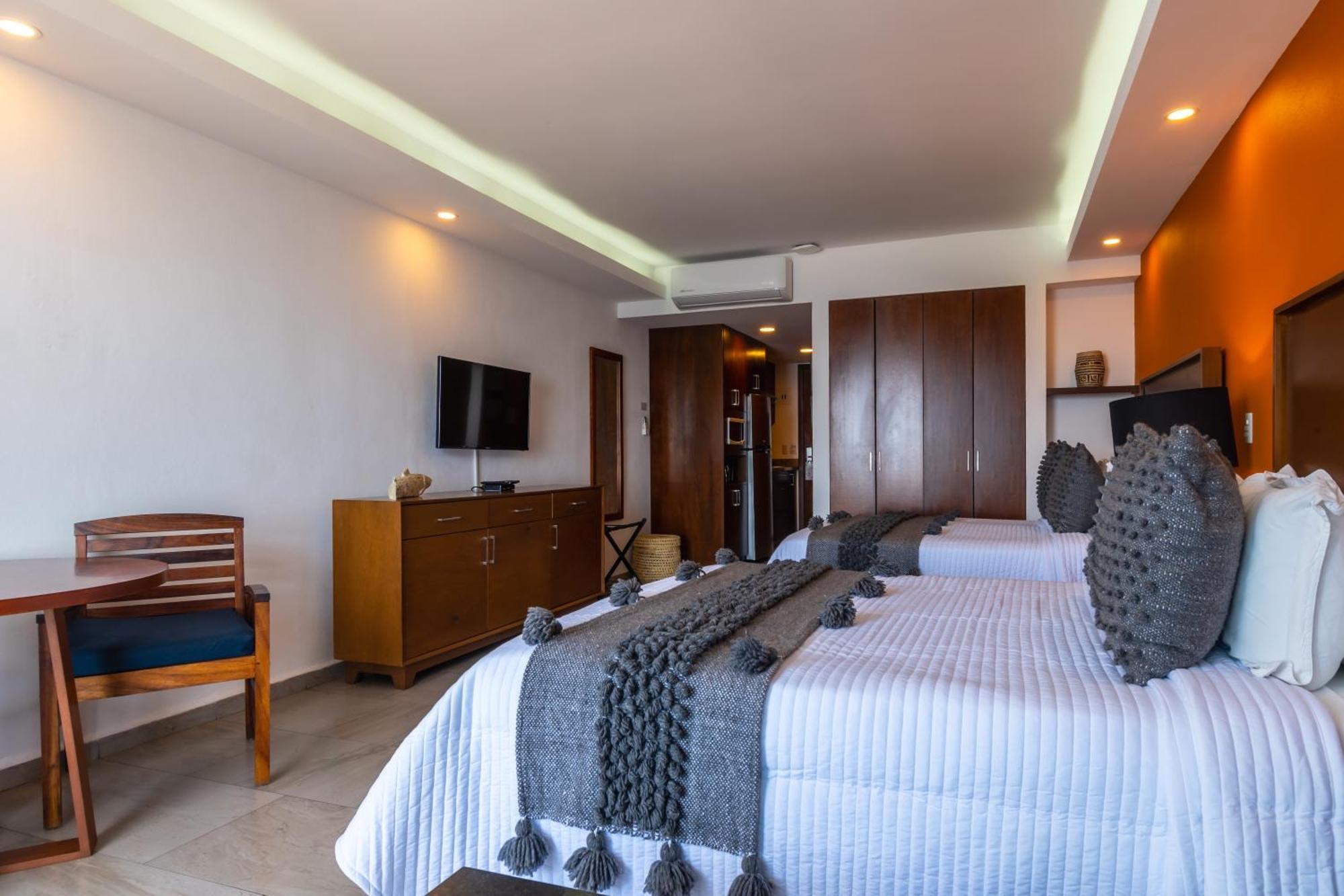 The Paramar Beachfront Boutique Hotel With Breakfast Included - Downtown Malecon Puerto Vallarta Dış mekan fotoğraf