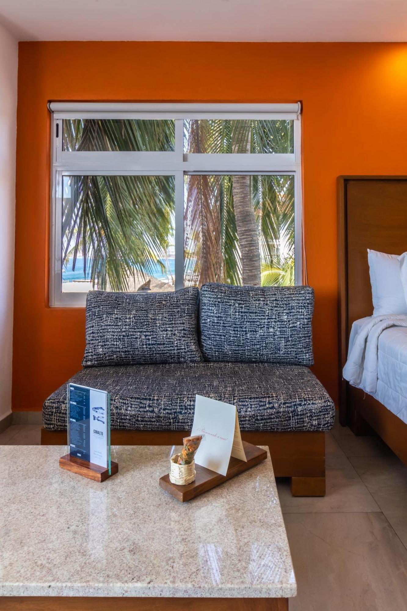The Paramar Beachfront Boutique Hotel With Breakfast Included - Downtown Malecon Puerto Vallarta Dış mekan fotoğraf