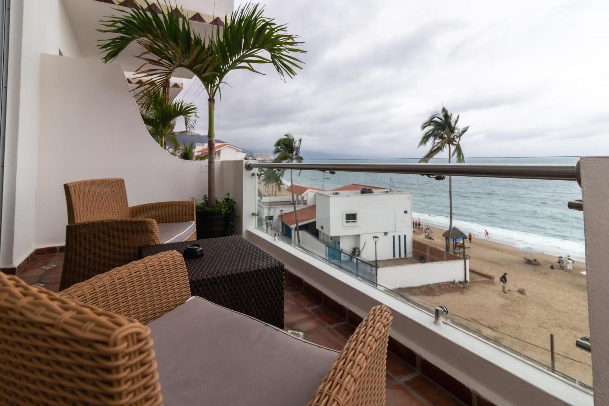 The Paramar Beachfront Boutique Hotel With Breakfast Included - Downtown Malecon Puerto Vallarta Dış mekan fotoğraf
