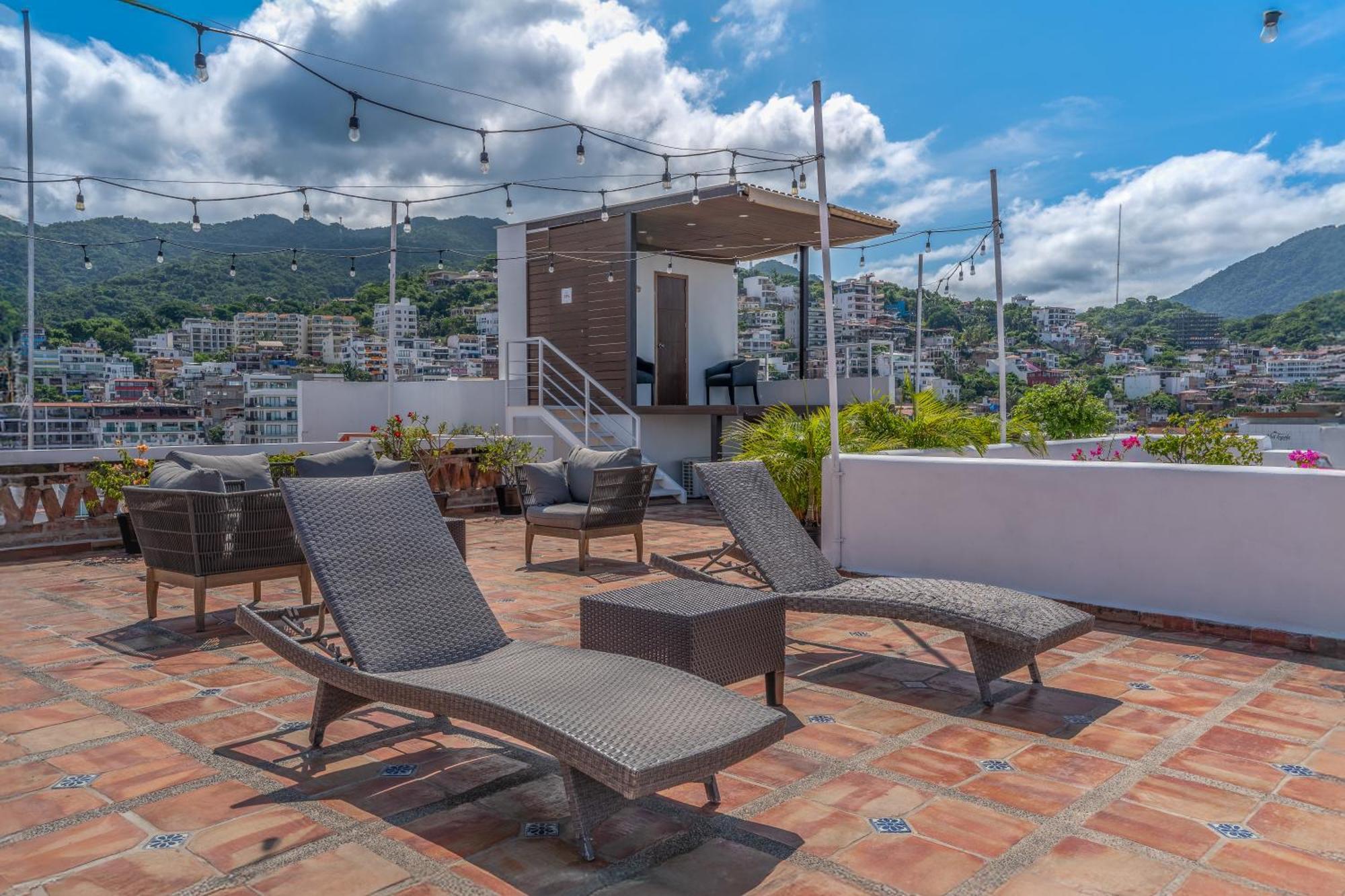 The Paramar Beachfront Boutique Hotel With Breakfast Included - Downtown Malecon Puerto Vallarta Dış mekan fotoğraf